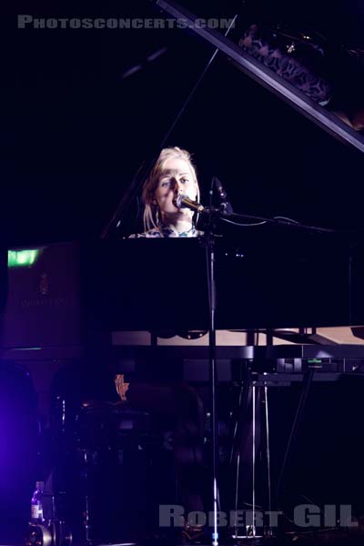 AGNES OBEL - 2012-07-09 - PARIS - Salle Pleyel - 